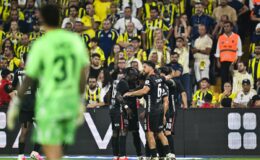 Süper Lig’in ilk derbisinde gülen Beşiktaş oldu! Fenerbahçe 2-1 Beşiktaş