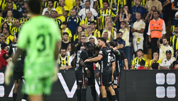 Süper Lig’in ilk derbisinde gülen Beşiktaş oldu! Fenerbahçe 2-1 Beşiktaş